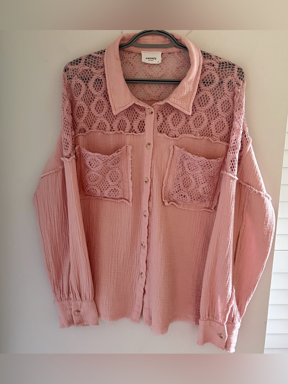 Andree By Unit Crochet Lace Button Down Shirt L